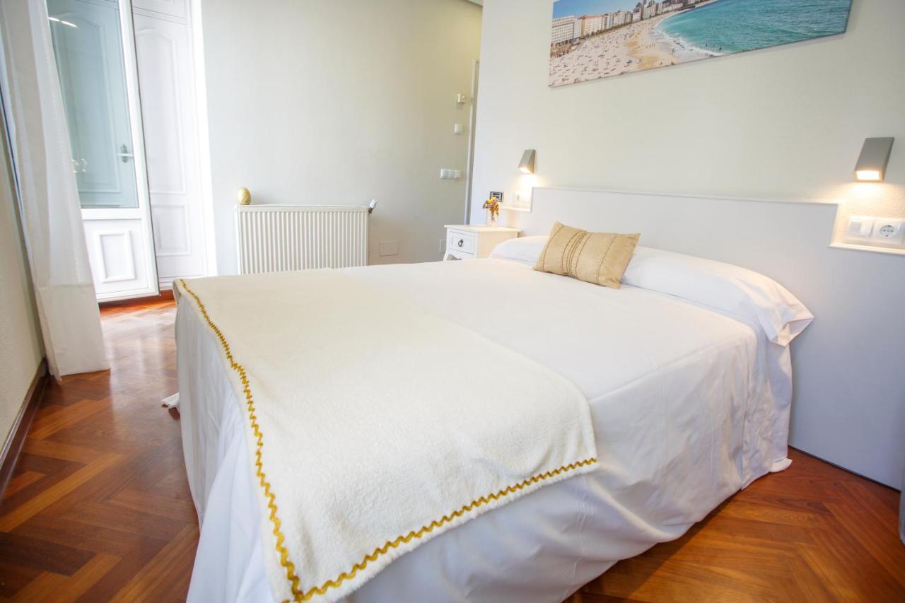 Hostal CostЛа Коруня Екстериор снимка
