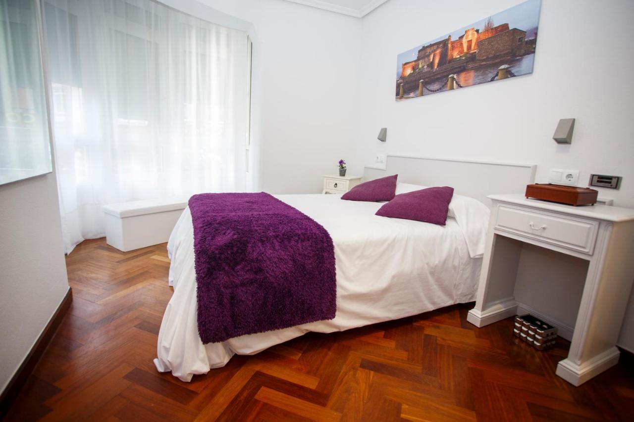 Hostal CostЛа Коруня Екстериор снимка
